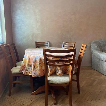 Апартамент Мидия Енос Русе Apartment Luaran gambar