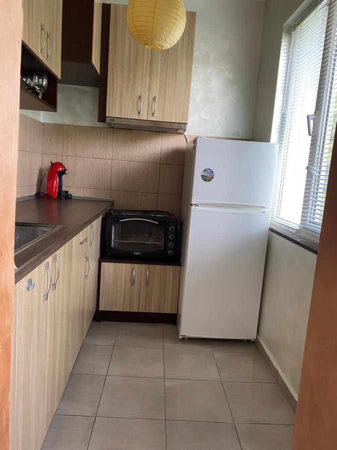 Апартамент Мидия Енос Русе Apartment Luaran gambar